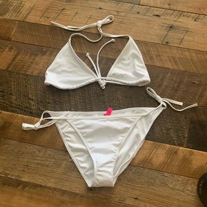 NWOT Victoria’s Secret bikini. Size M